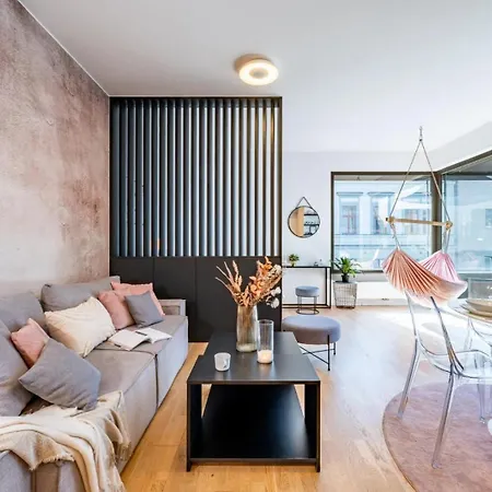 Appartamento Prémiové Holečkova S Velkou Terasou